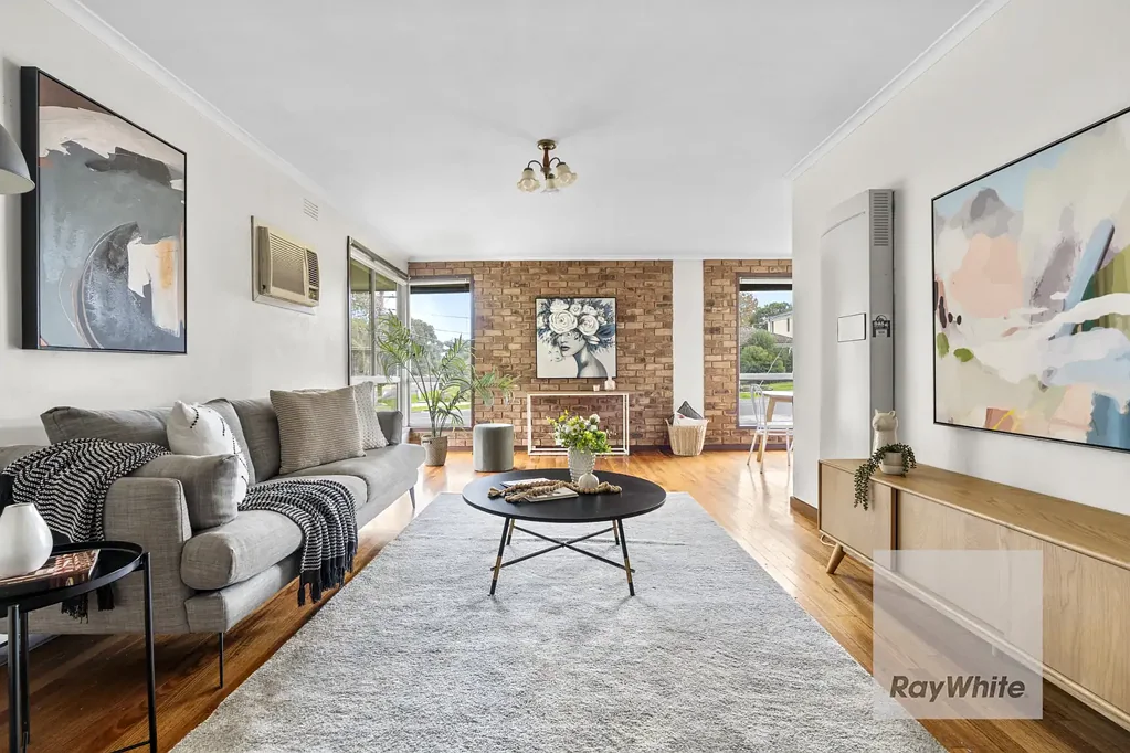 Bundoora 3ห้องนอน Family Comfort, Future Potential in Prime Location!