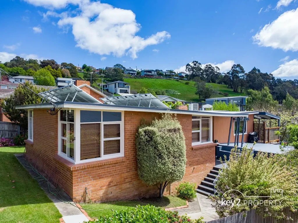 Newstead 4ਬੈੱਡਰੂਮ Sunlit Family Living with Scenic Views