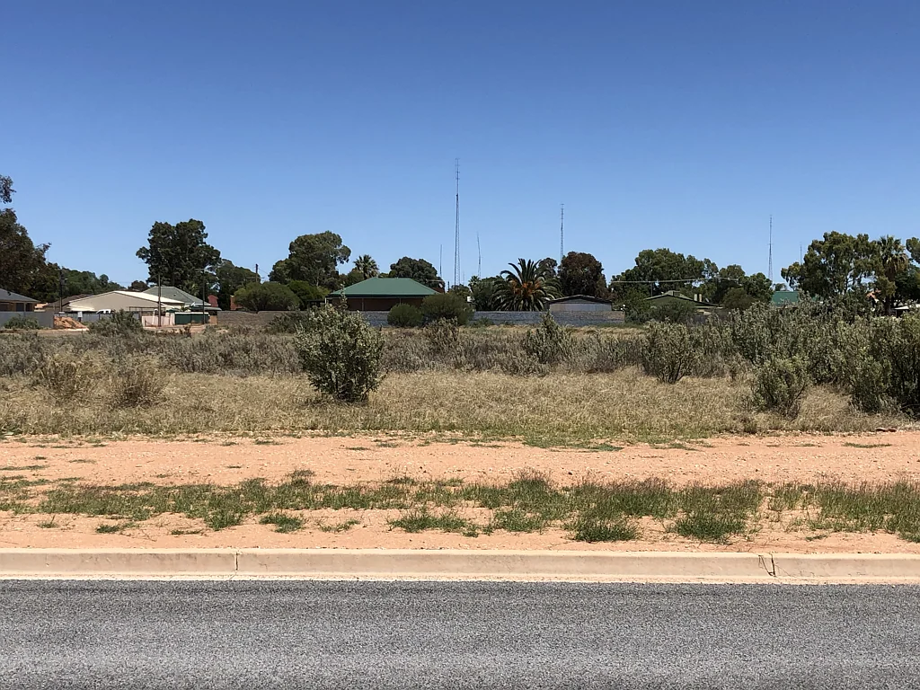 Port Pirie LARGE DOUBLE ALLOTMENT!