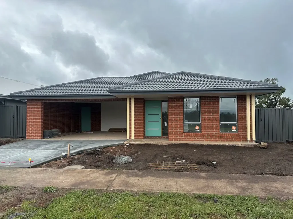 Longwarry 3ਬੈੱਡਰੂਮ Great Value in Longwarry