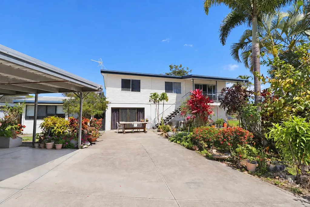 Horseshoe Lagoon RURAL LIFESTYLE & INCOME OPPORTUNITY