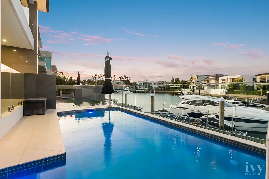 Paradise Point 5 Bedroom A North Facing Triumph of Waterfront Contemporary Elegance