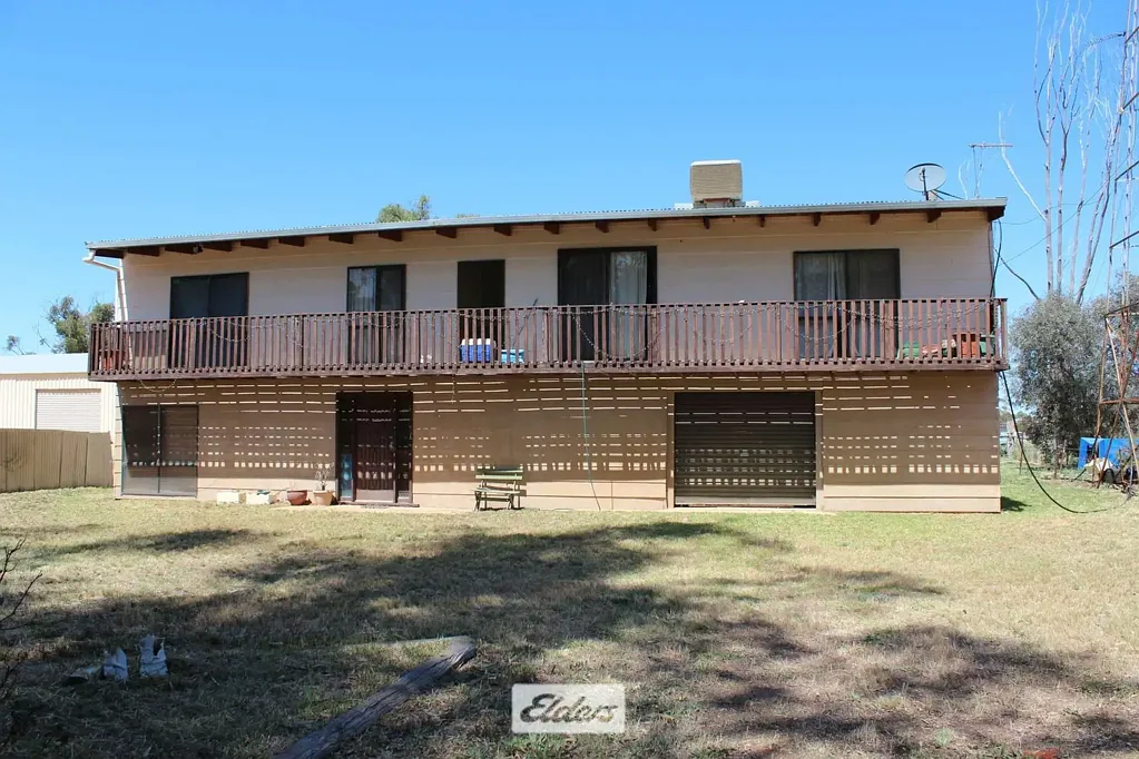 15 Murray Valley Highway, Boundary Bend, VIC 3599