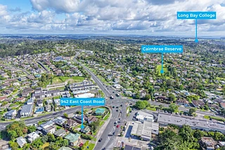 942 East Coast Road, Northcross, North Shore City