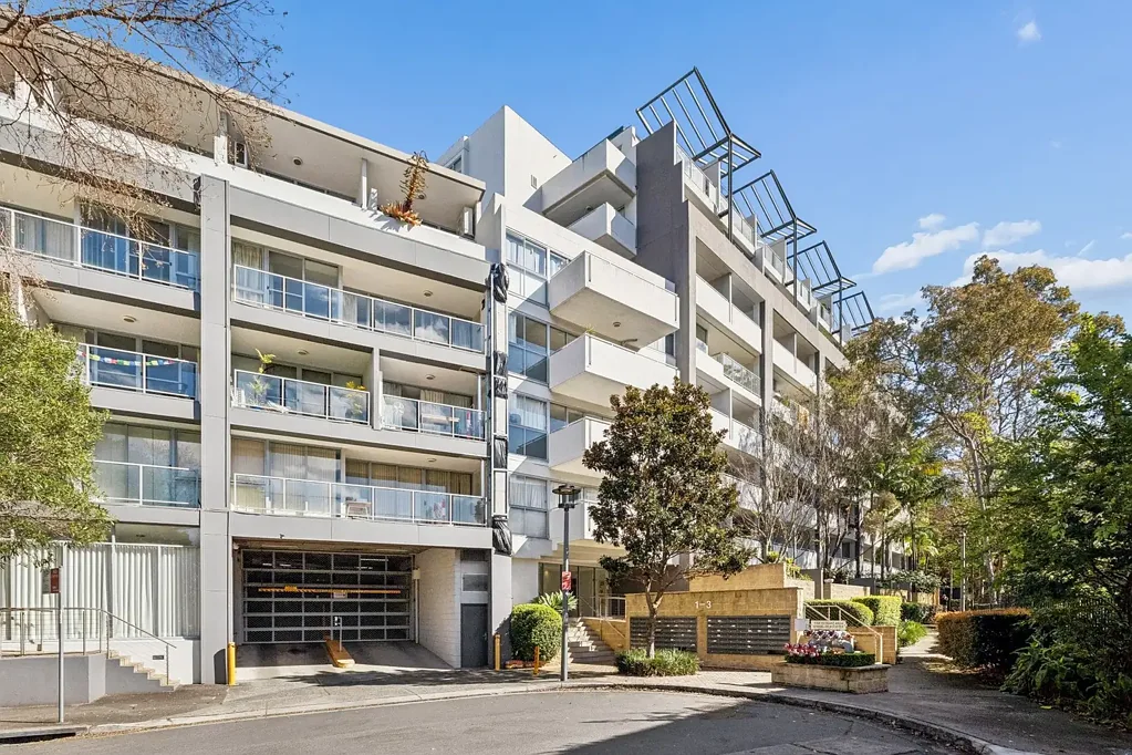 Camperdown 2Moenga A Private Townhouse-Style Sanctuary in the Heart of Camperdown
