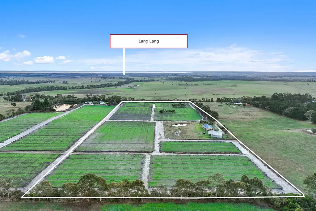 Lang Lang Endless Opportunity on 30 acres.