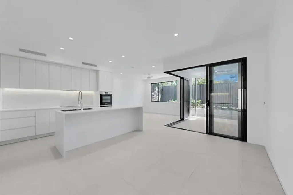 BRAND NEW PREMIUM 4 BEDROOM TOWN HOME, WITH 12 ACRES OF GREENSPACE TO ENJOY