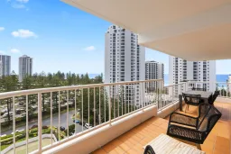 1101/1 Peak Avenue, Main Beach