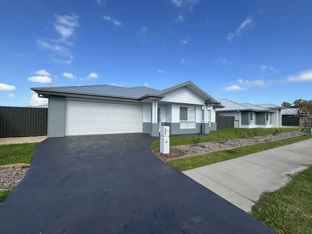 Freshly Built Family Haven in Desirable Moonee Beach Estate