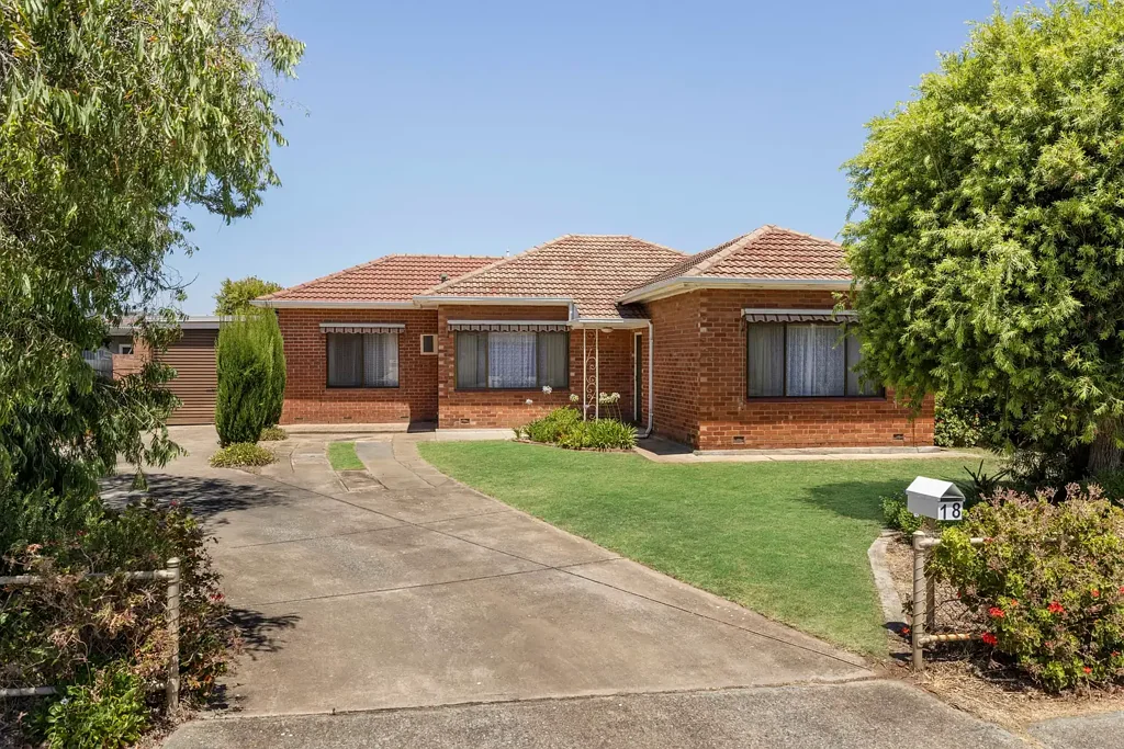 18 Munro Avenue, Seaton, SA 5023