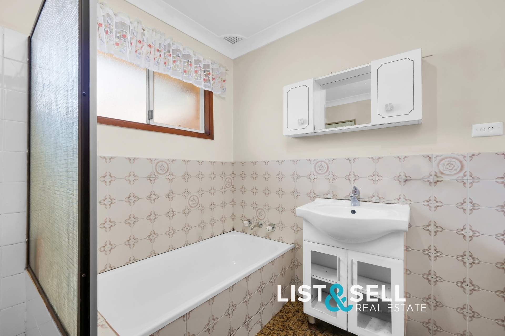 UNIT 10 4 SITELLA PL, INGLEBURN NSW 2565, 0 Kuwarto, 0 Banyo, House