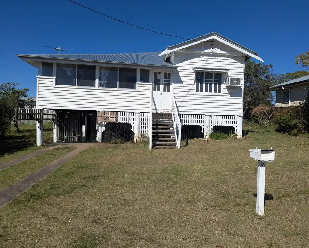 16 Larkin Street, Gatton, QLD 4343