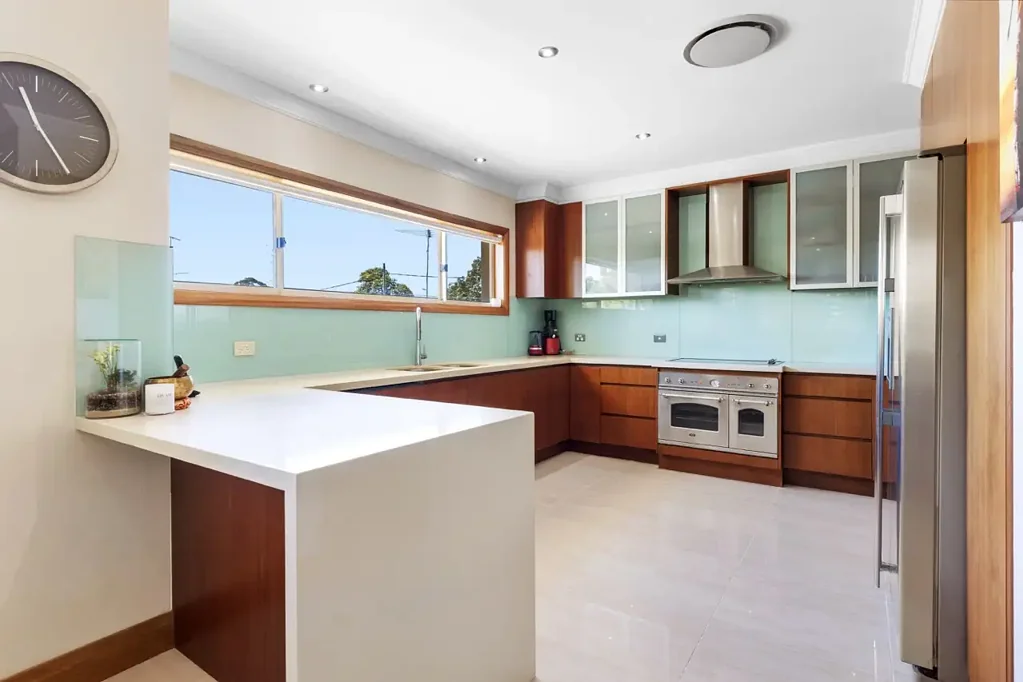 Penrith 5 Slaapkamer A Rare Opportunity to Secure a Master-Built Riverside Estate Below Replacement Value