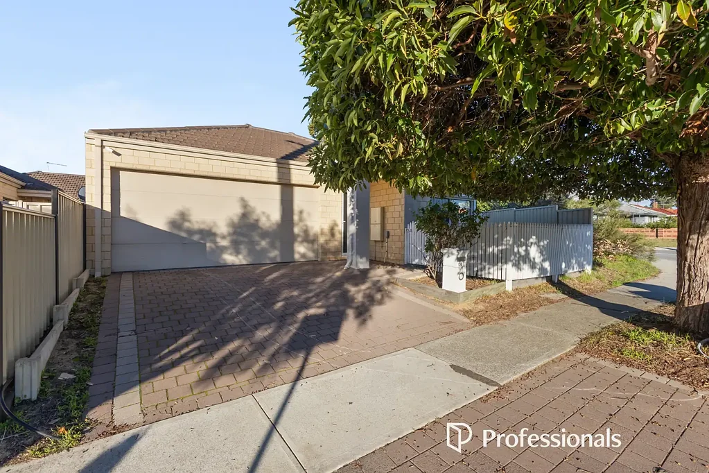 Balga 3房  CORNER BLOCK LIVING WITH MODERN LOW-MAINTENANCE APPEAL