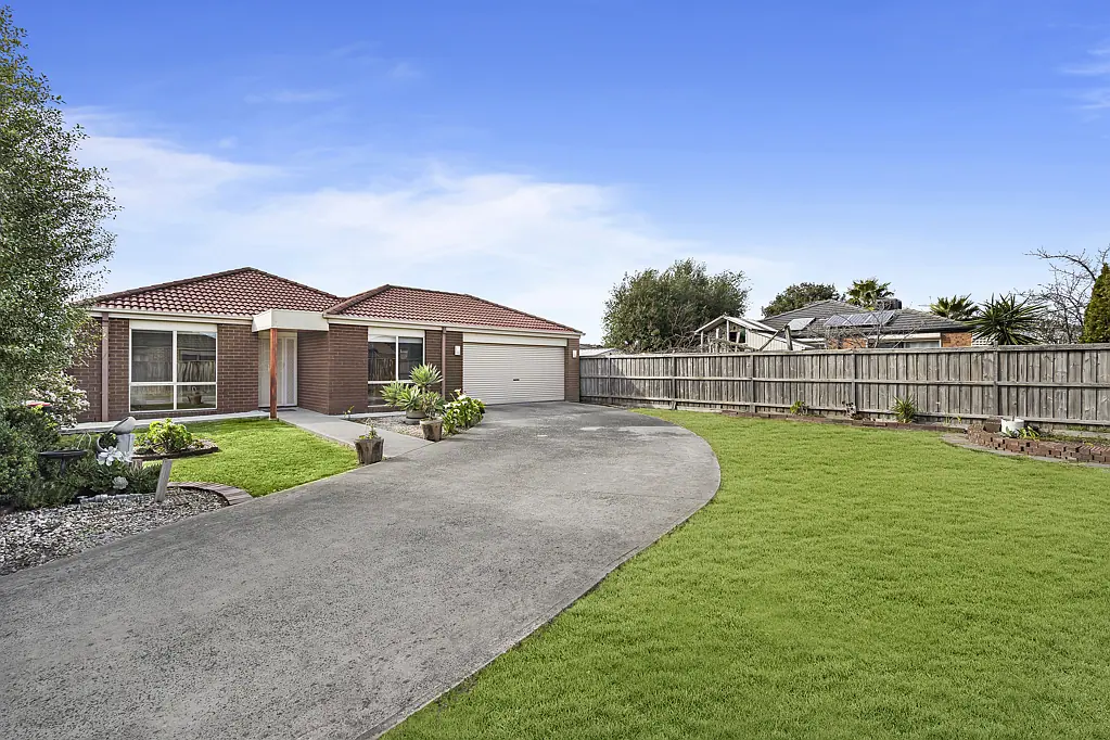 14 Silvergum Place, Cranbourne, VIC 3977