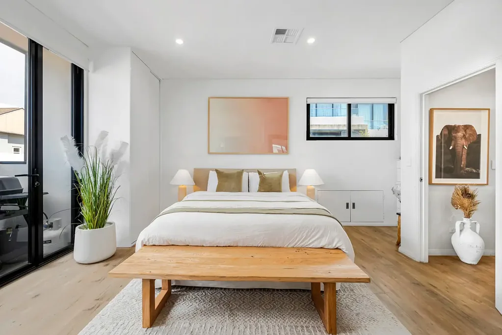 Split Level One Bedroom Apartment