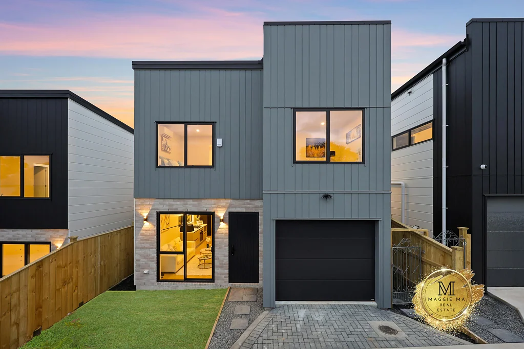 Botany Downs 4房  Standalone Luxury | 4 Bed + 2 Living