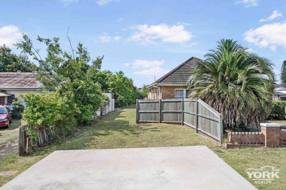 11 AVONDALE ST, NEWTOWN QLD 4350, 0 habitaciones, 0 baños, Section