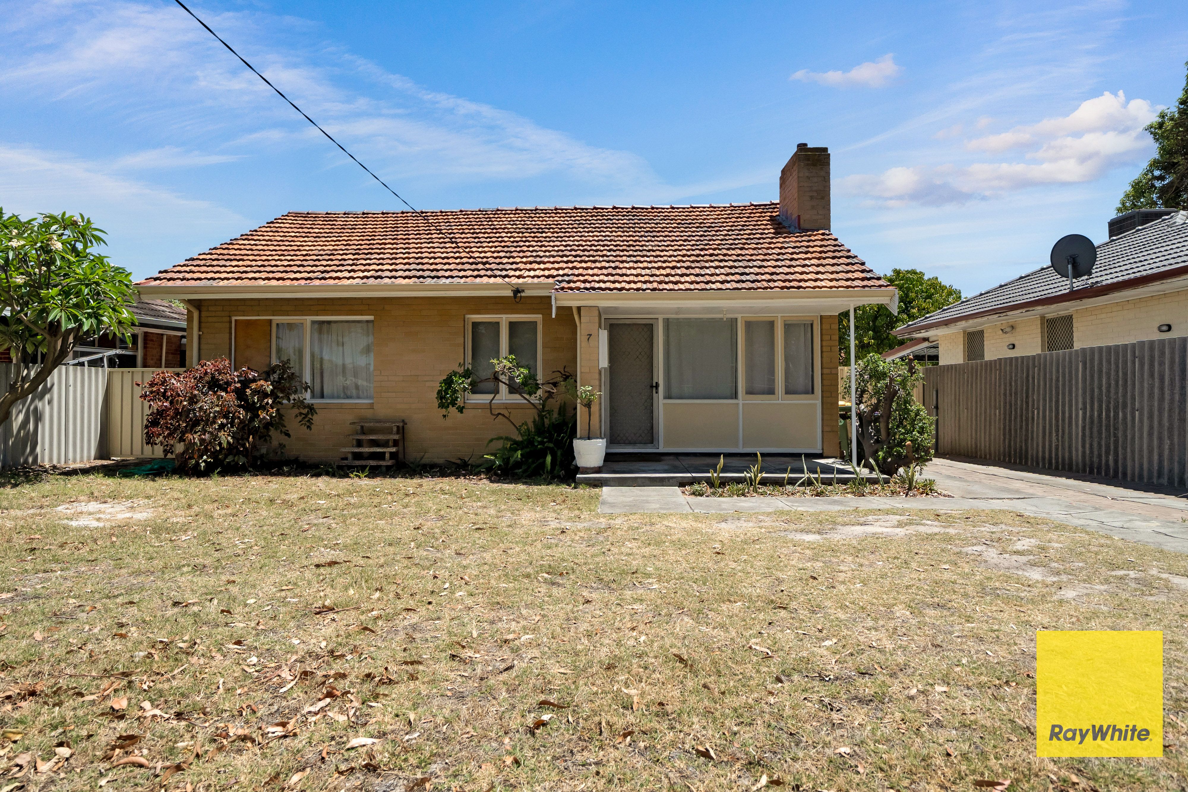 7 HASSETT ST, CLOVERDALE WA 6105, 0 Kuwarto, 0 Banyo, House