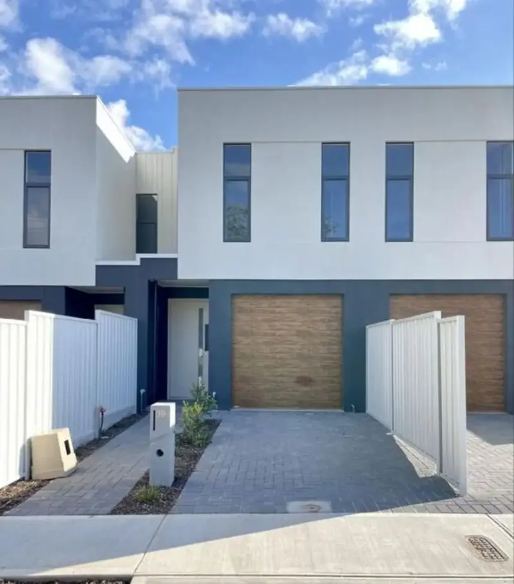 MODERN 3-BED, 2-BATH HOME IN KLEMZIG WITH ENSUITE, DUCTED AIR & LOW-MAINTENANCE YARD!