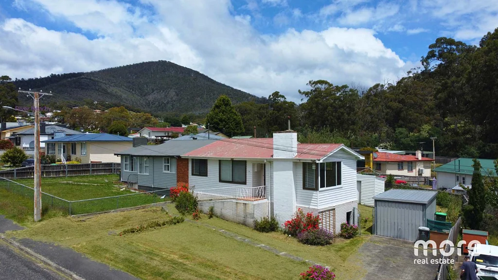 10 Biara Street, Chigwell, TAS 7011