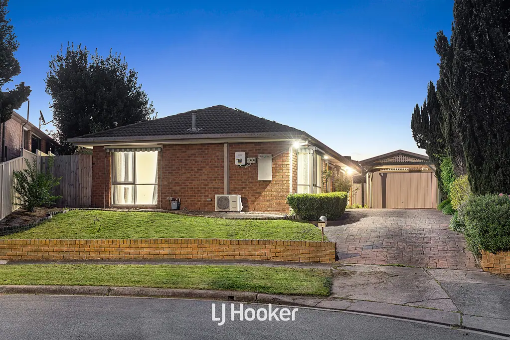 4 Edsall Close, Hampton Park, VIC 3976