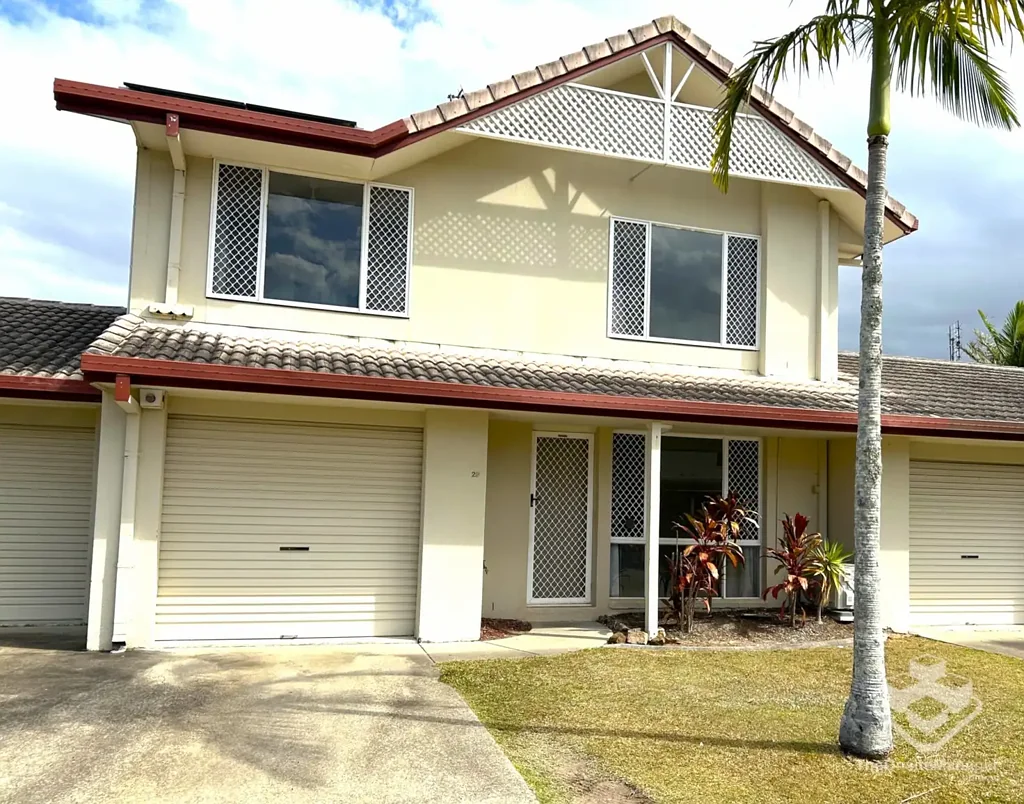 FOR RENT – Newly Renovated 3-Bedroom Townhouse in Prime Benowa Location