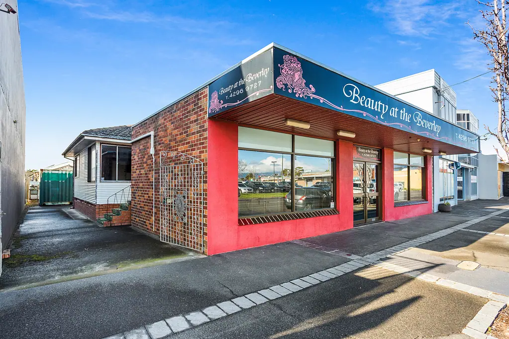 8 Beverley Avenue, Warilla, NSW 2528