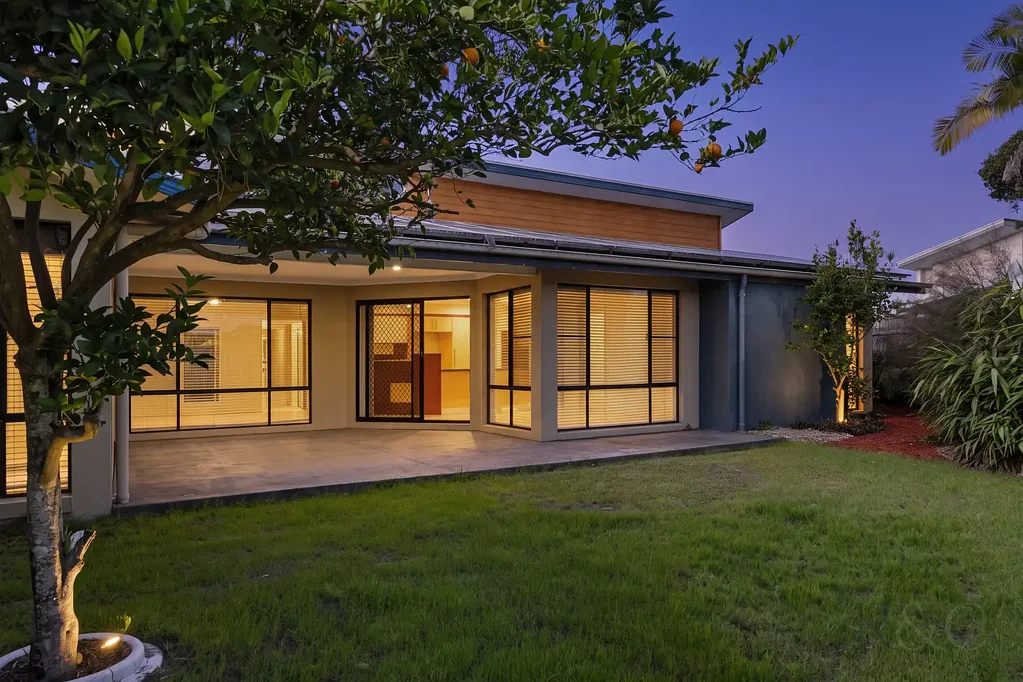 Mountain Creek 5房  A Rare Combination of Space, Privacy & Nature