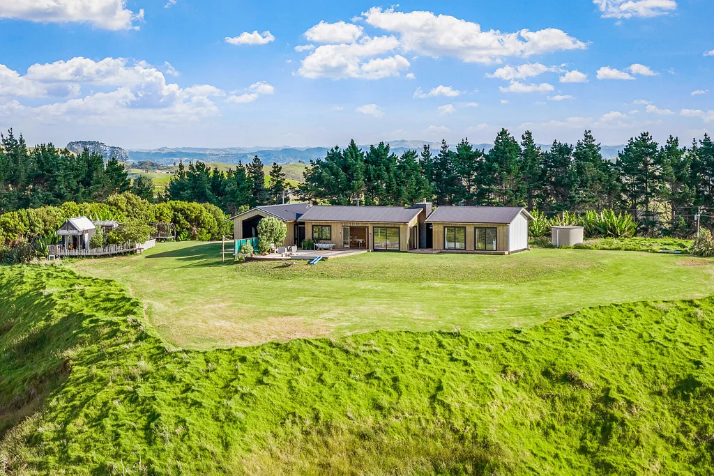 Kaipara Flats 4部屋 Freedom, Privacy & Views to Love