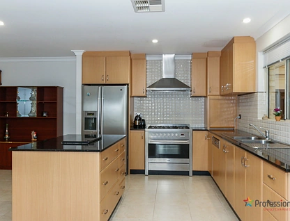 20 Truscott Elbow, Alexander Heights, WA 6064, 4 slaapkamers, 2 badkamers, House