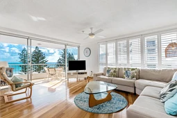30/180 Marine Parade, Coolangatta
