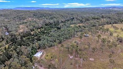 Moolboolaman 2Zimmer Shed House nestled amongst the prettiest spot of all, with HUGE POTENTIAL!!!