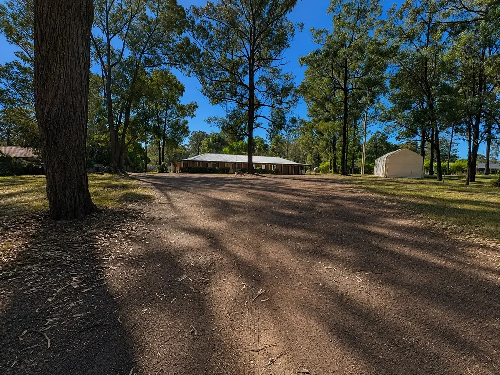 Expansive Family Home Offering Space, Privacy & Peaceful Rural Living