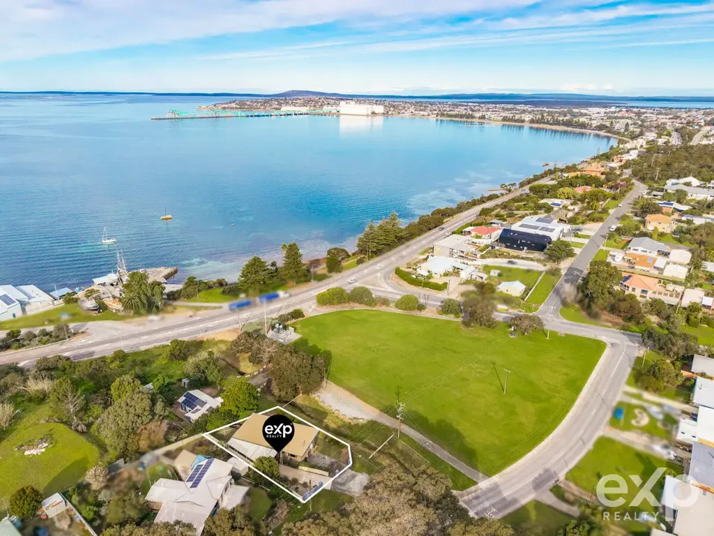 Port Lincoln 4Zimmer Elevated Living with Bay Views, Space & Lifestyle