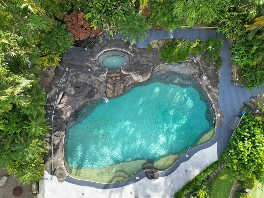 Mudgeeraba 10બેડરૂમ Elevated Luxury: Premier Hinterland Estate with Mountain Views and Dual Residences