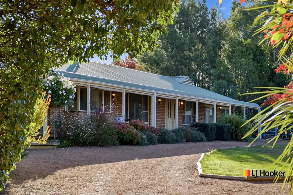 Ideal Blend Of Rural Lifestyle And City Convenience