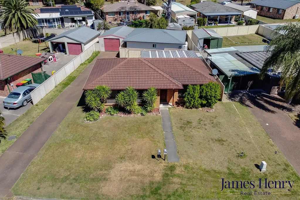 Metford 5બેડરૂમ 🏡 TWO HOMES. ONE PROPERTY. DOUBLE THE OPPORTUNITY. ✨