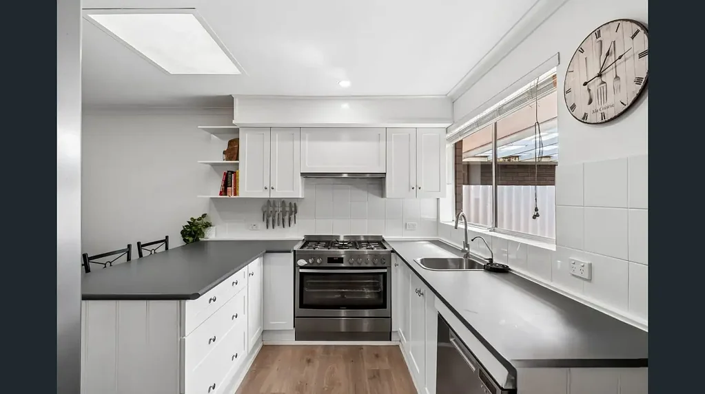 GORGEOUS RENOVATED HOME IN ROSSMOYNE HIGH SCHOOL ZONE