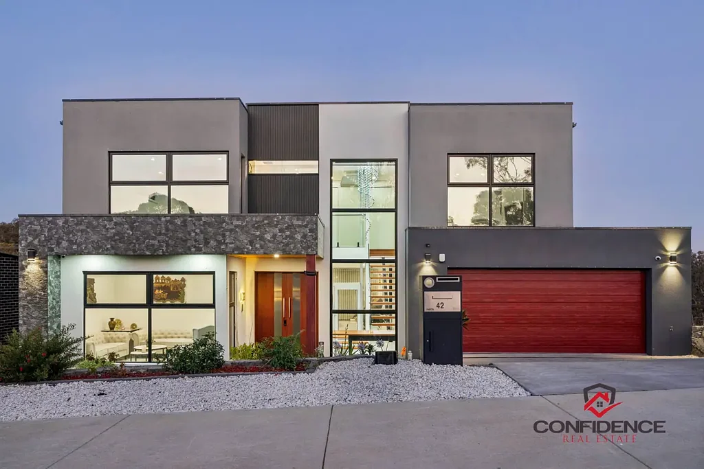 Taylor 5Zimmer RARE LUXURY OFFERING IN TAYLOR WITH 360 VIEWS