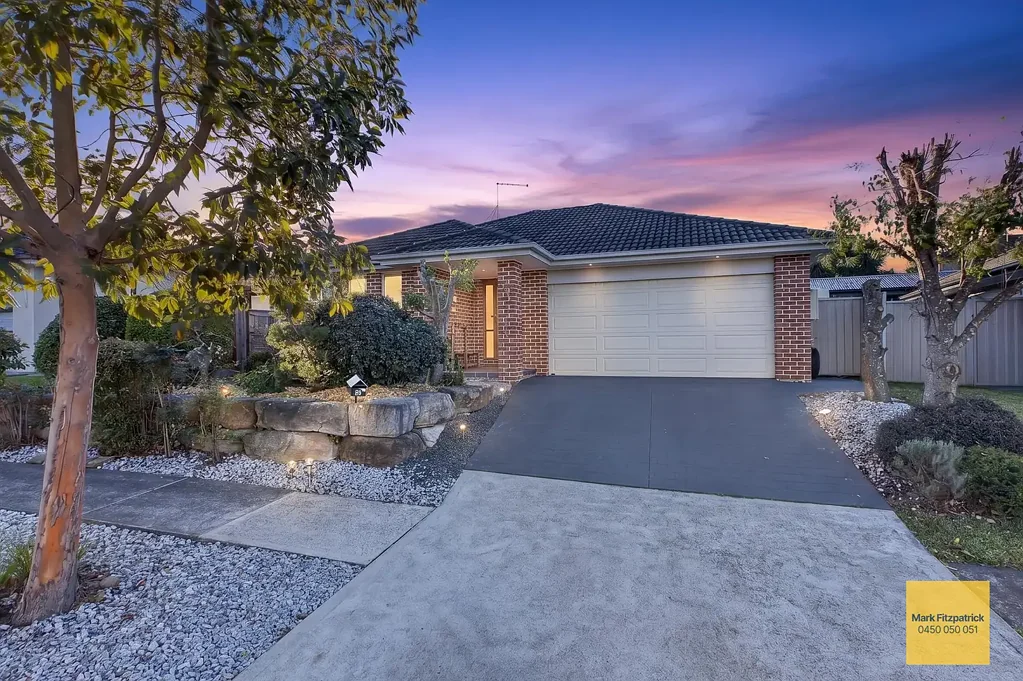 Mount Annan 4कमरा Spacious Family Living in the Heart of Mount Annan