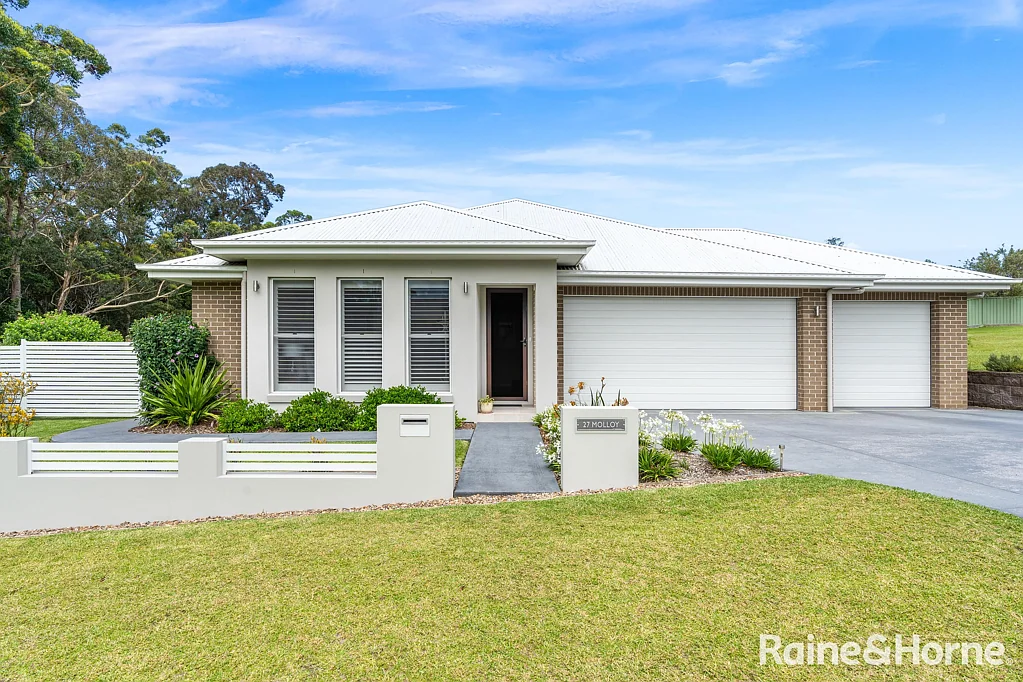 27 Molloy Street, Mollymook, NSW 2539