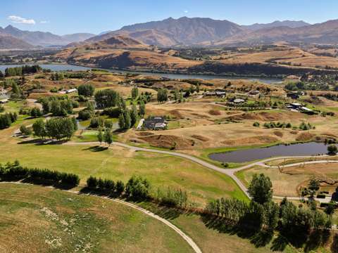 Dalefield/Wakatipu Basin  A Cut Above the Rest