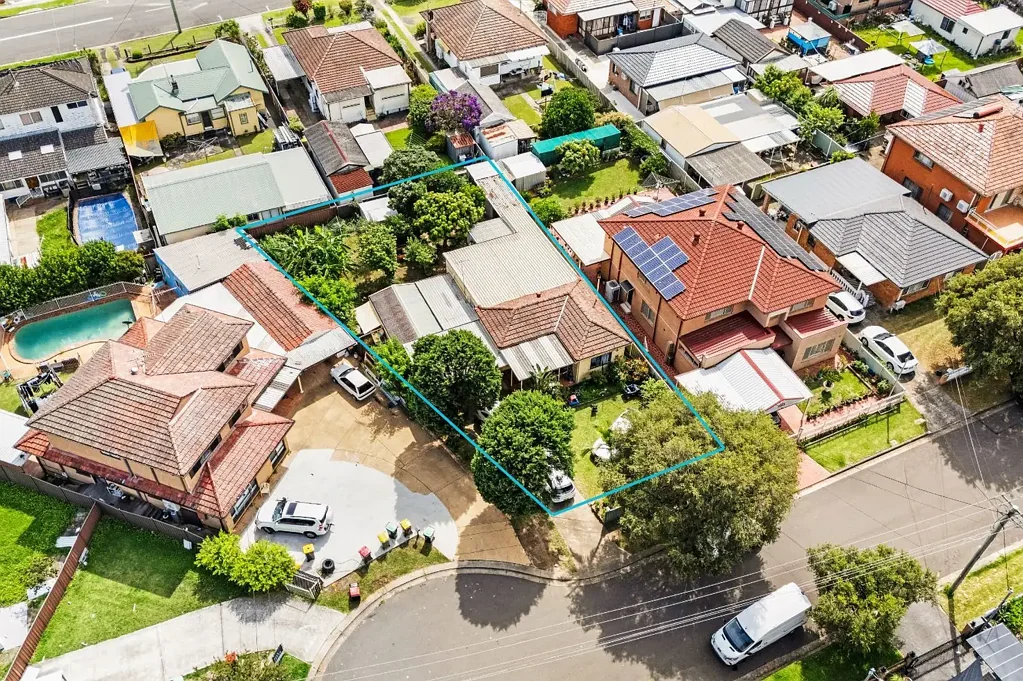 7 Dalmatia Street, Carramar, NSW 2163