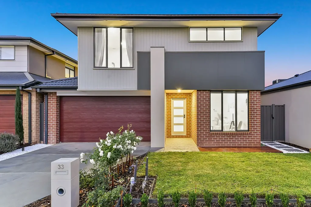 Berwick 4Zimmer Nearly New Family Masterpiece in Minta