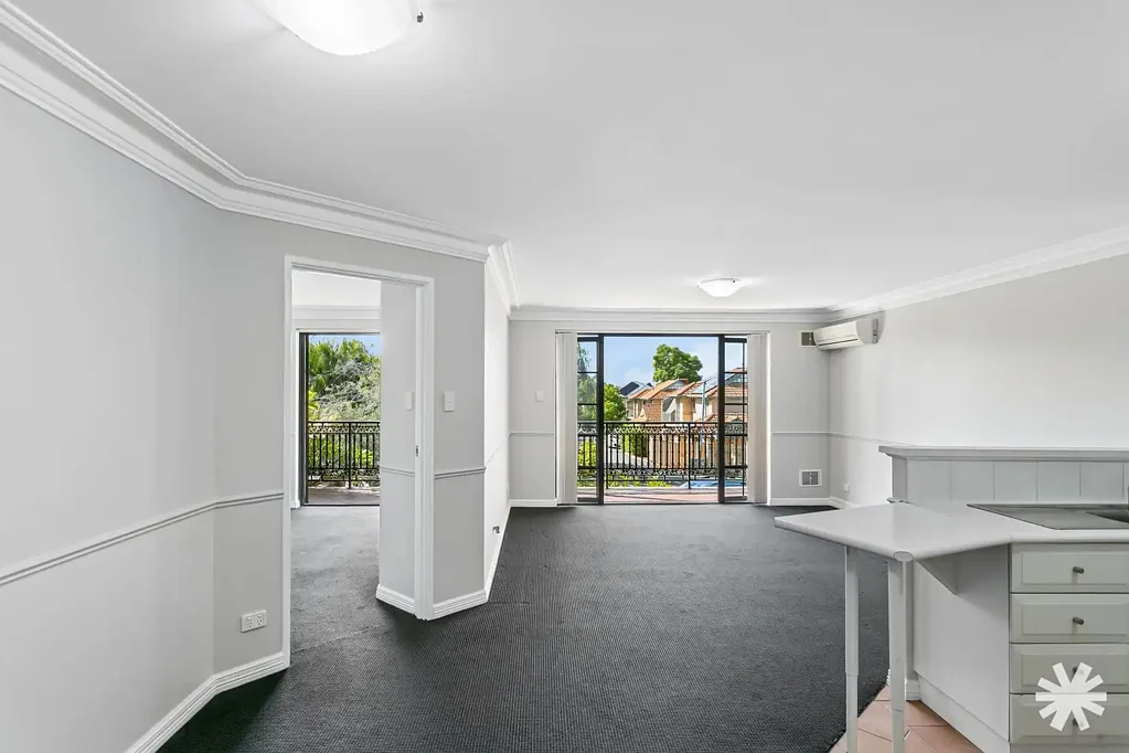 South Perth 3房  GREAT OPPORTUNITY - SOUTH PERTH