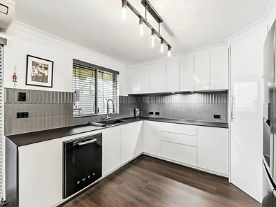 22 Constitution Street, East Perth, WA 6004, 5 Bedrooms, 3 Bathrooms, House