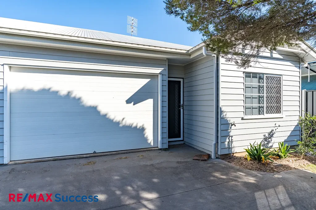Stylish Contemporary Living in North Toowoomba