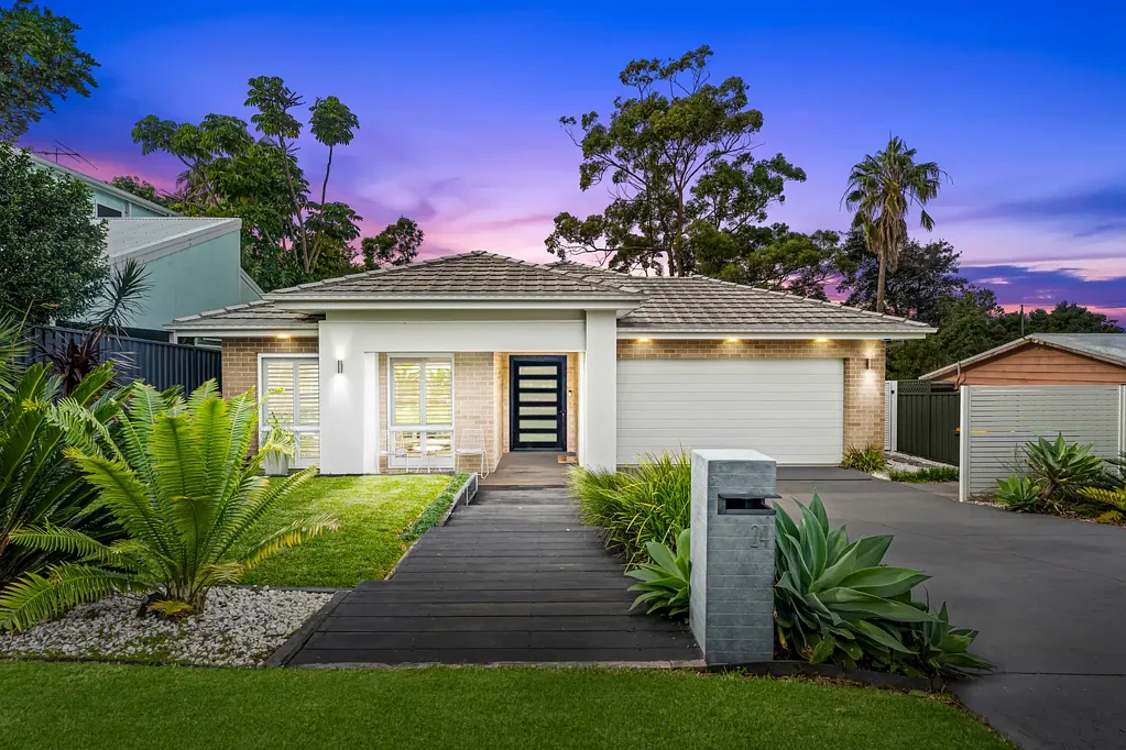 Chain Valley Bay 4બેડરૂમ 6 Year Old Home Only 400m Walk to Lake Macquarie