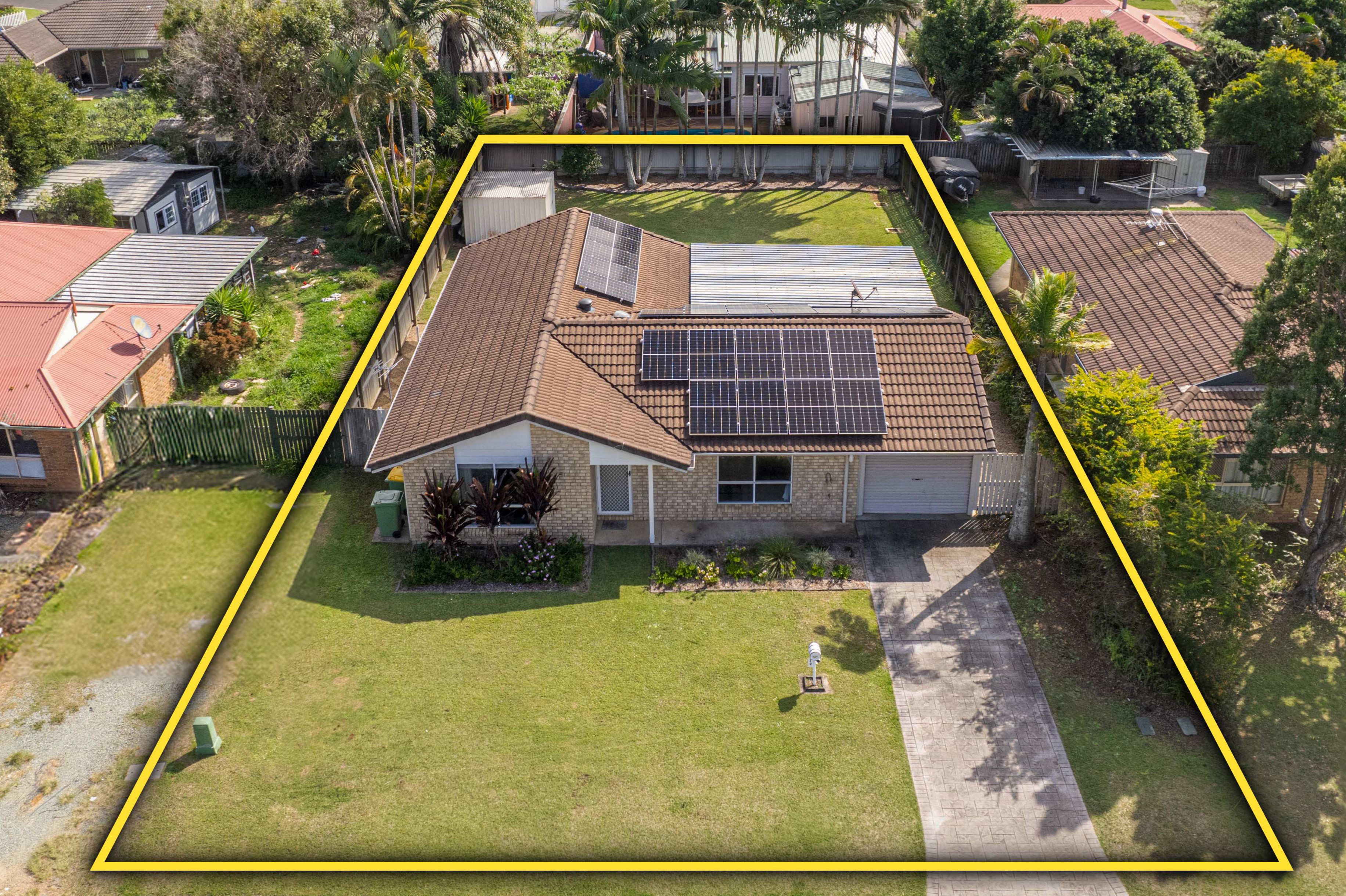 12 WATTLEBRUSH CT, MURRUMBA DOWNS QLD 4503, 0 rūma, 0 rūma horoi, House